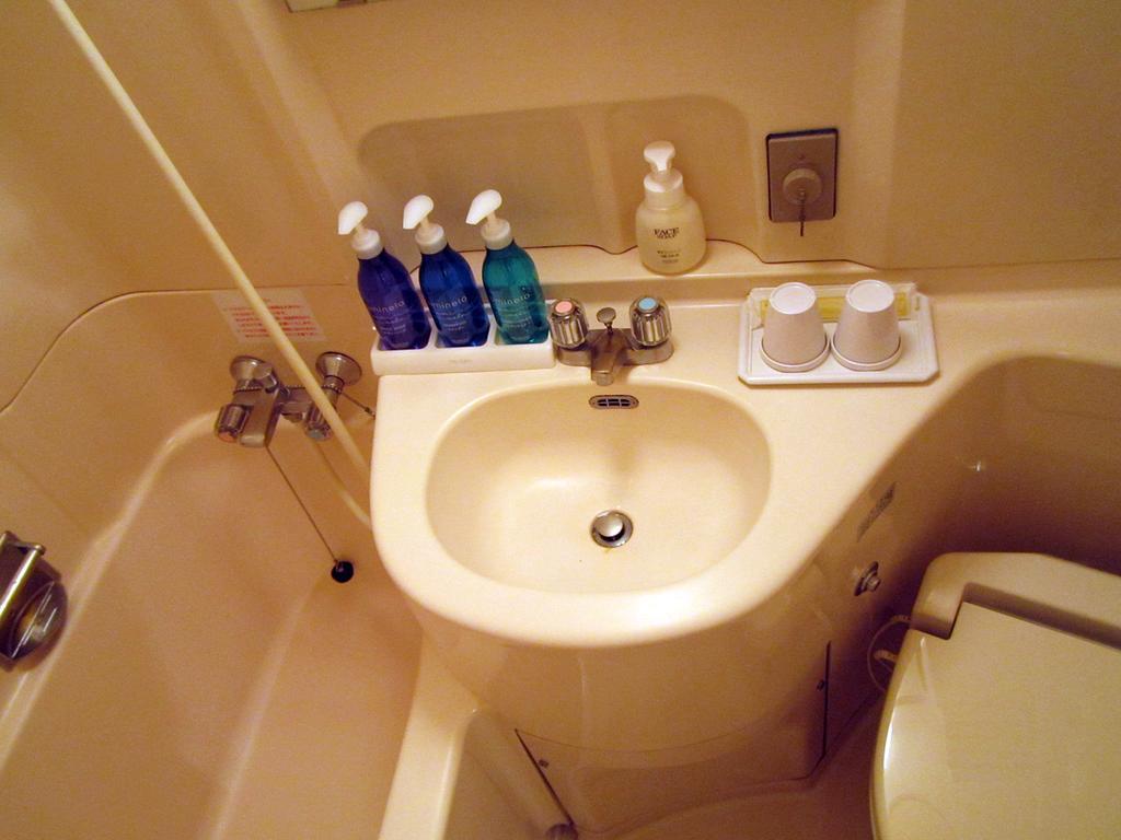Hotel Pearl City Kurosaki Kitakyūshū Exteriör bild